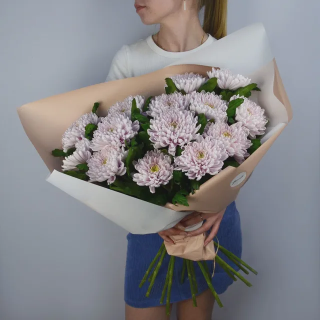 Букет из 15 хризантем Rossano