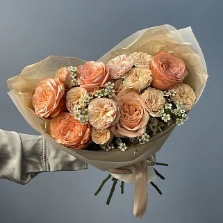 Дуо-букет роз Kahala и кустовых роз Trendsetter M