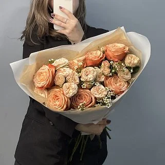 Дуо-букет роз Kahala и кустовых роз Trendsetter L