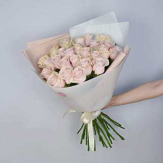 Букет из 25 роз Pink Mondial 60см